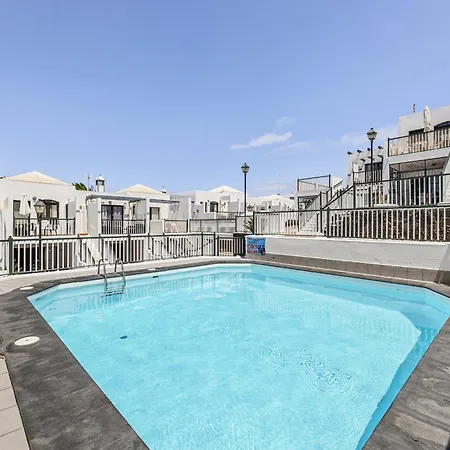 Casahost Arrocha Seaview Appartement *
