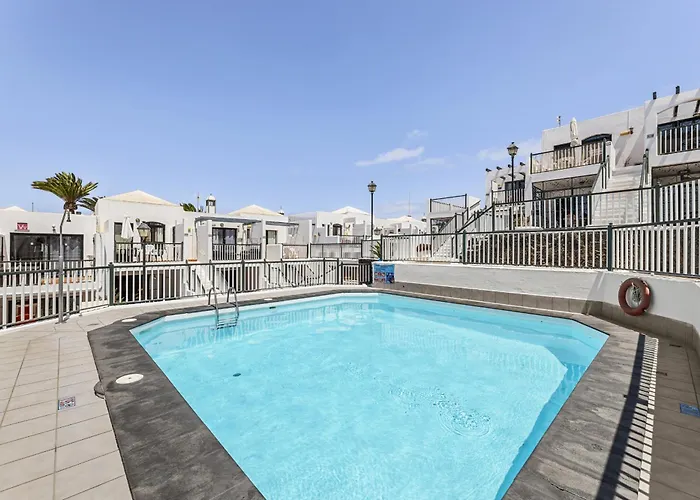 Casahost Arrocha Seaview 公寓 *